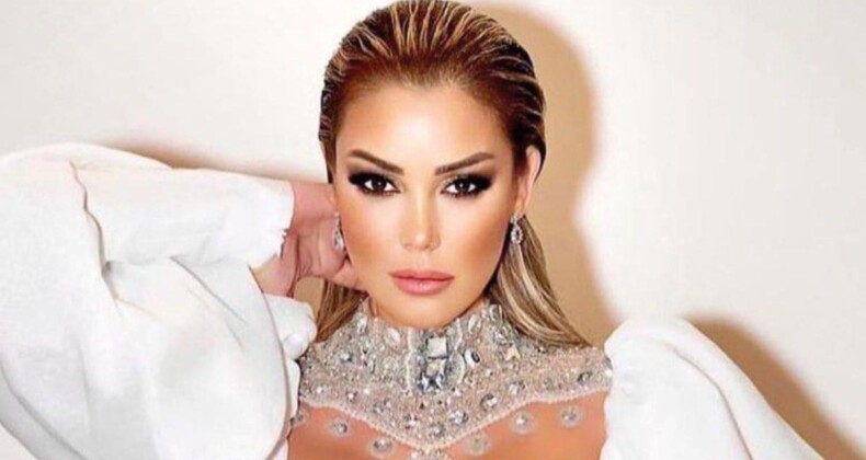 Petek Dinçöz’ün annesi Esra Süay Toğuş gençleşti! Yüz gençleştirme ameliyatı oldu