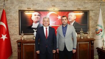 Mustafa Örgüt’ten Reyhanlı Belediyesi’ne Ziyaret