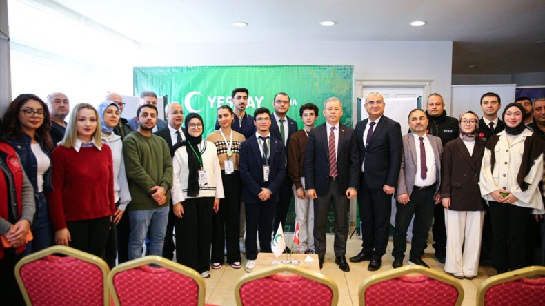 Adana’da ‘Bağımsız Genç Fikirler’ Projesi Tanıtıldı