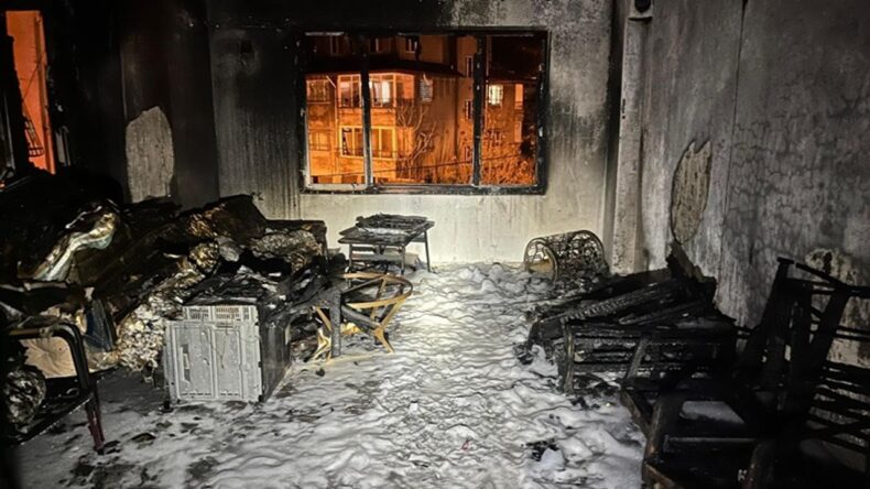 Defne’de Korkutan Yangın: Daire Küle Döndü