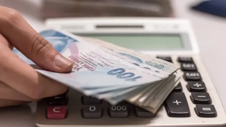 Emekliye Ödeme Müjdesi: Farklar Hesaplara Yatıyor