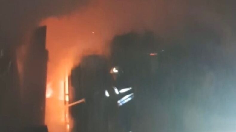 Hatay’da Konteyner Yangını: Alevler İçinde Kaldı