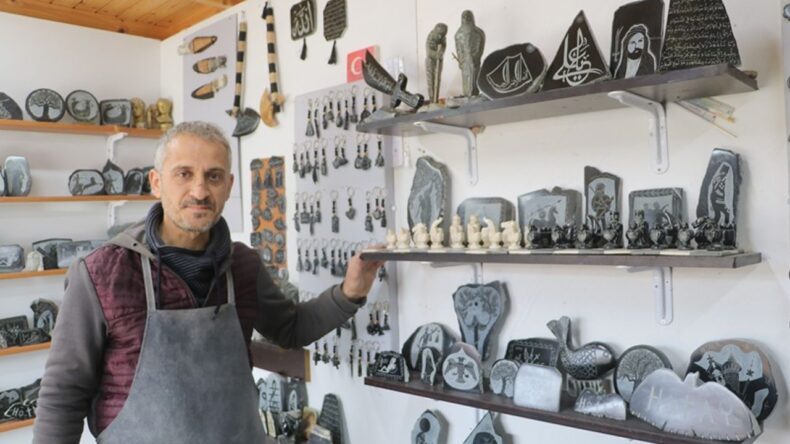 Hataylı Ustanın Taşla Yazdığı 25 Yıllık Hikâye