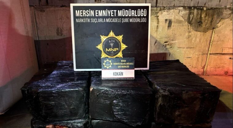 Mersin Limanı’nda 298 Kilo Kokain Ele Geçirildi, İki Şüpheli Gözaltına Alındı