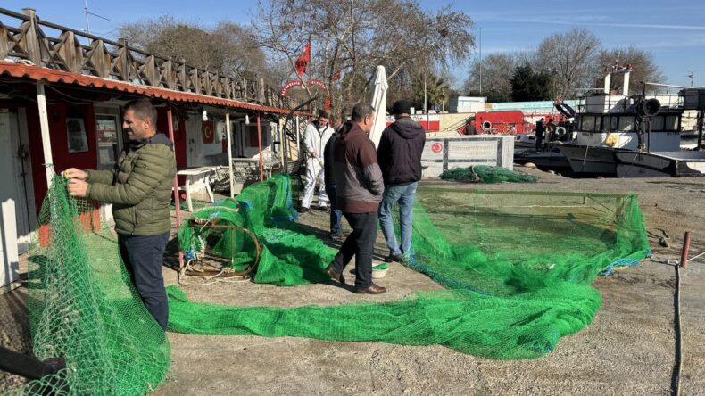 Tekirdağlı Balıkçılar ‘Kulağına Kar Suyu Kaçan’ Hamsinin Peşine Düşecek