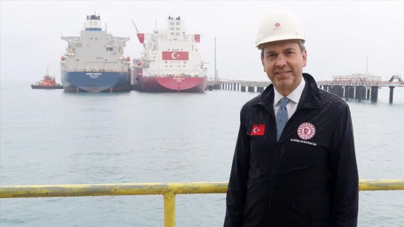 Enerji ve Tabii Kaynaklar Bakanı Bayraktar: Yeni FSRU Planlaması Üzerinde Çalışıyoruz
