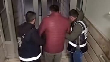 38 İlde FETÖ Operasyonları: 298 Şüpheli Yakalandı