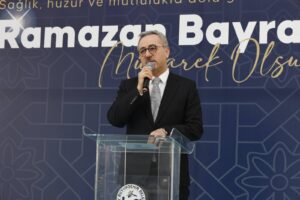 GENEL SEKRETER GÜNGÖR, HBB PERSONELİYLE BAYRAMLAŞTI