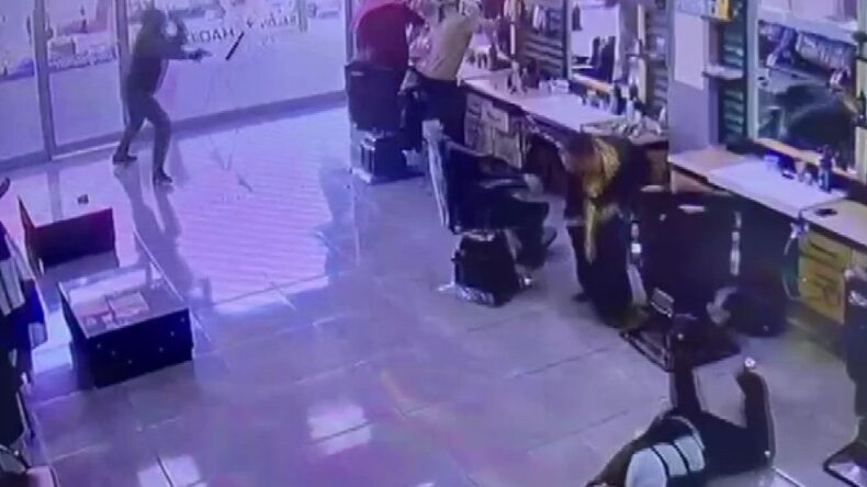 Adana’da Berberde Silahlı Saldırı: 1 Yaralı