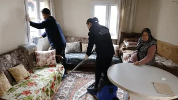 HBB, İhtiyaç Sahibi Ailelere Evde Temizlik Hizmeti Sunuyor