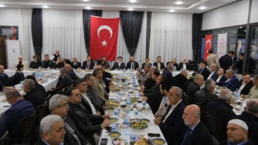 Vali Masatlı, Kanaat Önderleri İle İftar Sofrasında Buluştu