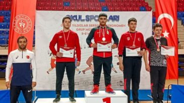 Manavgat Belediyesi Güreş Kulübü Sporcuları Niğde’den Derecelerle Döndü