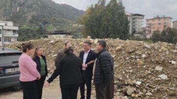 Kışlasaray Mahallesi’nde Tepki: “Molozlar Ne Zaman Kaldırılacak?”