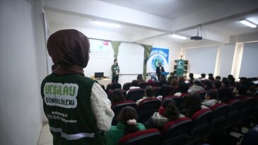 Muş’ta Yeşilay Haftası’nda 12 Bin Kişi Bağımlılığa Karşı Bilinçlendirildi