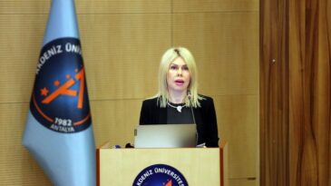 Prof. Dr. Özkan: ‘Kadınlarını geri bırakan toplumun ileri gitmesi imkansız’