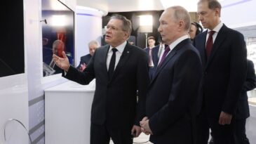 Rosatom, Geleceğin Teknolojileri Forumu’nda Putin’e Yeni Ürünlerini Tanıttı