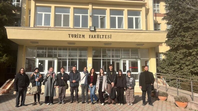 Geleceğin Turizmi İçin 60 Öğrenci Eğitim Aldı
