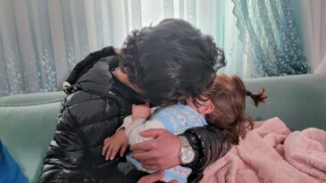 Yangından Kurtardığı Bebekle Duygusal Buluşma