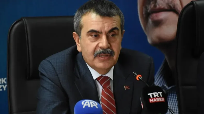 Bakan Tekin: ‘Ak Parti’den Önce Okullarda Tuvalet Yoktu’