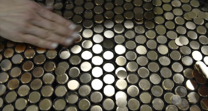 Darphane yılın ilk çeyreğinde 5 milyondan fazla altın bastı