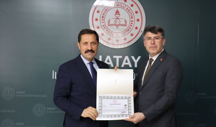 Robot Yarışması’nda Başarı Belgesi Verildi