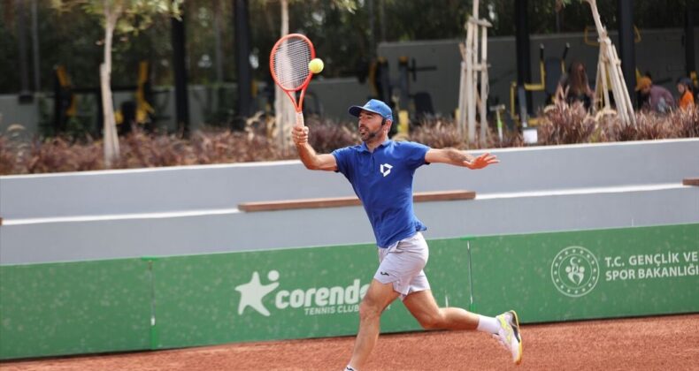Grand slam şampiyonu Ivan Dodig, Antalya’da gençlerle buluştu