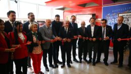 Adana’da ‘Dünden Bugüne Tarihe Tanıklık Eden Fotoğraflar’ Sergisi Açıldı