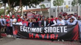 Antalya’da okullara yapılan saldırılar protesto edildi