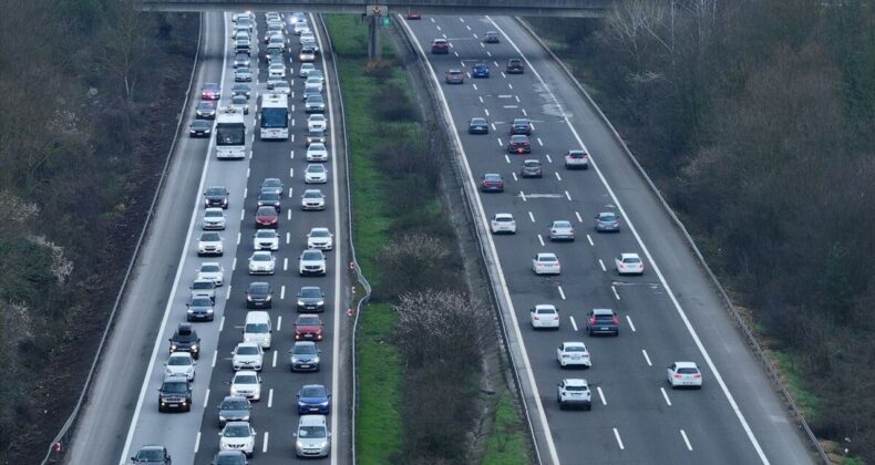 Mart ayında trafiğe kaydedilen araç sayısı 159 bin 931
