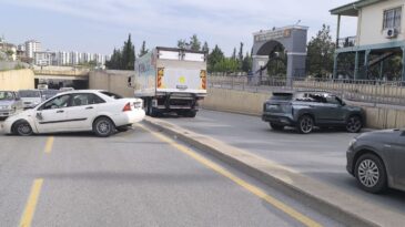 Mersin’de cip ile otomobilin çarpıştığı kazada 2 kişi yaralandı