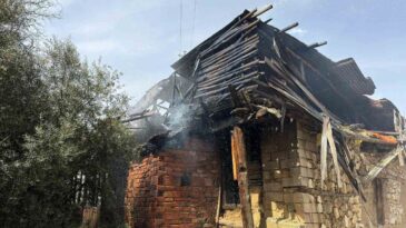 Burdur’da Boş Ahşap Evde Yangın Çıktı