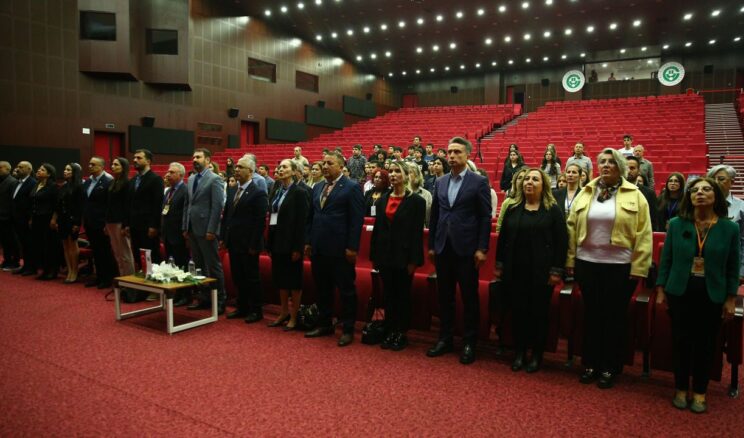 Adana’da 1. Özel Yetenekli Çocuk Sanat Kongresi Başladı