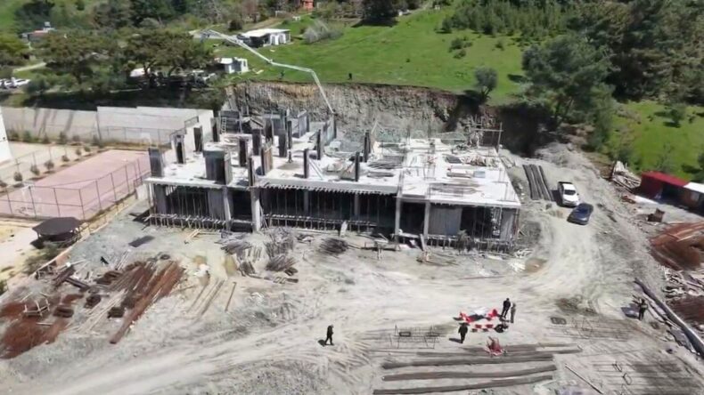 Vali Masatlı Belen’de okul inşaatını inceledi