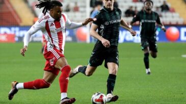 TÜMOSAN Konyaspor, Antalyaspor’u 2-0 Mağlup Etti