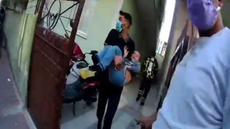 Mersin’de Apartmanda Yangın: 9 Kişi Tahliye Edildi