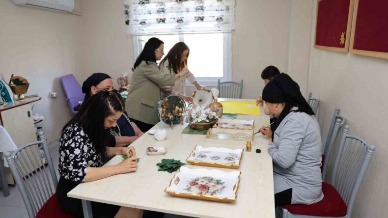 Mersin’de İşitme Engelli Kadınların Sanatla Başarı Hikayesi