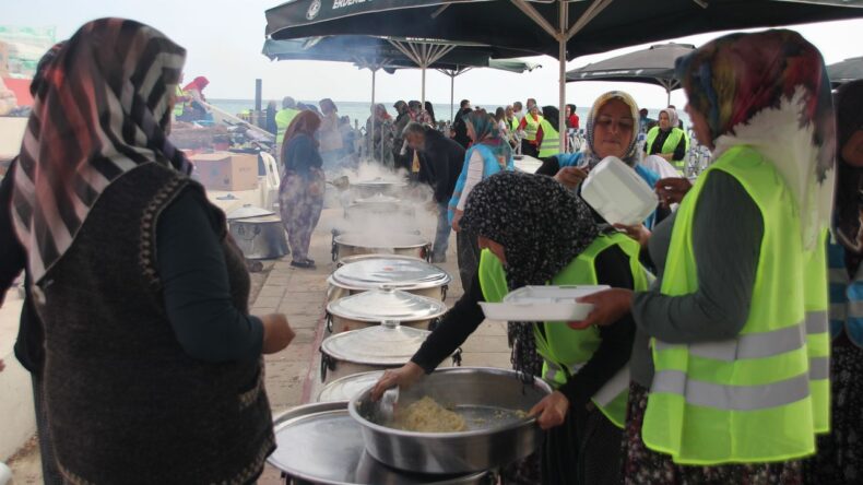 AK Parti Erdemli İlçe Başkanlığından ‘Birlik ve Beraberlik’ Etkinliği