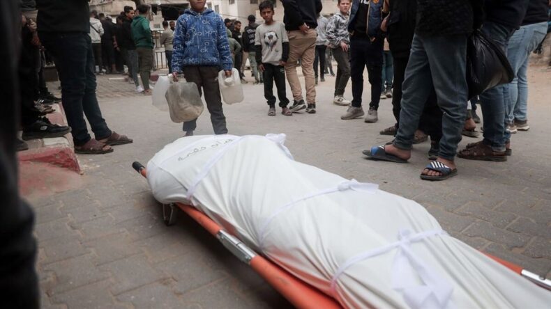 İsrail’in Gazze Şeridi’ne Saldırılarında Can Kaybı 72 Bin 585’e Yükseldi