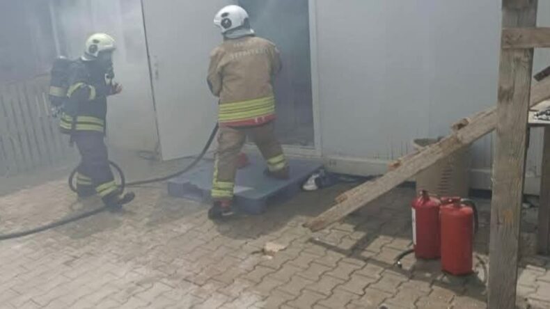 Antakya’da Konteyner Yangını