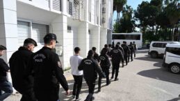 Mersin’de Dolandırıcılık Şebekesi Çökertildi