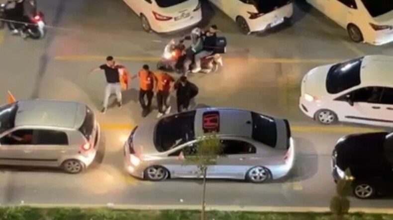 Osmaniye’de Galatasaray’ın Derbi Galibiyeti Sonrası Konvoy Yapıldı