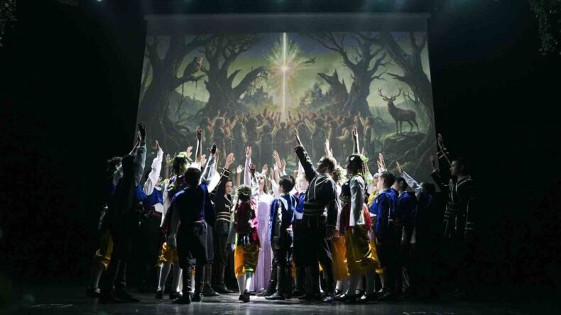 Muratpaşa’da ‘Ormanın Muhafızları’ Dans Gösterisi