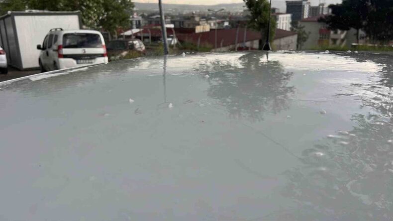 Kahramanmaraş’ta Kısa Süreli Dolu Yağışı Etkili Oldu