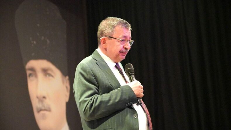 Erdemli ilçesinde düzenlenen 4. Kitap ve Edebiyat Günleri sona erdi