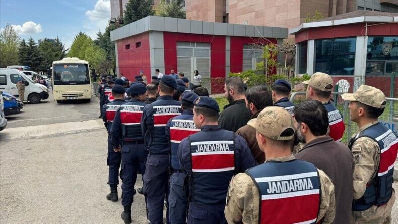 Gaziantep merkezli yasa dışı bahis operasyonunda 70 şüpheli tutuklandı