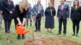 Akdeniz Üniversitesinde İki Yılda 5 Bin 403 Fidan Dikildi