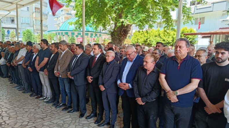 Kumluca Belediye Başkanı Avcıoğlu’nun Annesi Son Yolculuğuna Uğurlandı