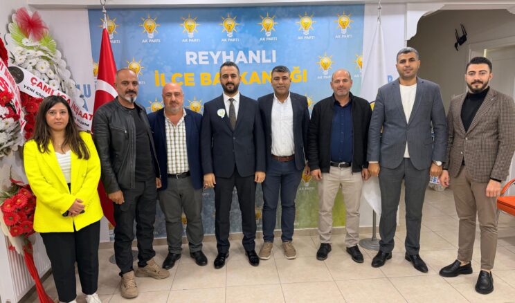 REYHANLI AK PARTİ İLÇE BAŞKANI KEMAL DEMİRi`YE ZİYARET