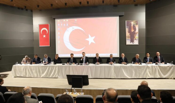 Başkan Kemal Demiri: Reyhanlı’nın Doğalgaz ve Elektrik Sorununu Bakanımıza İlettik