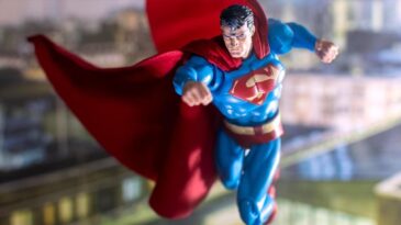 ABD’de Superman’i Dünyaya Tanıtan Çizgi Roman 15 Milyon Dolara Satıldı